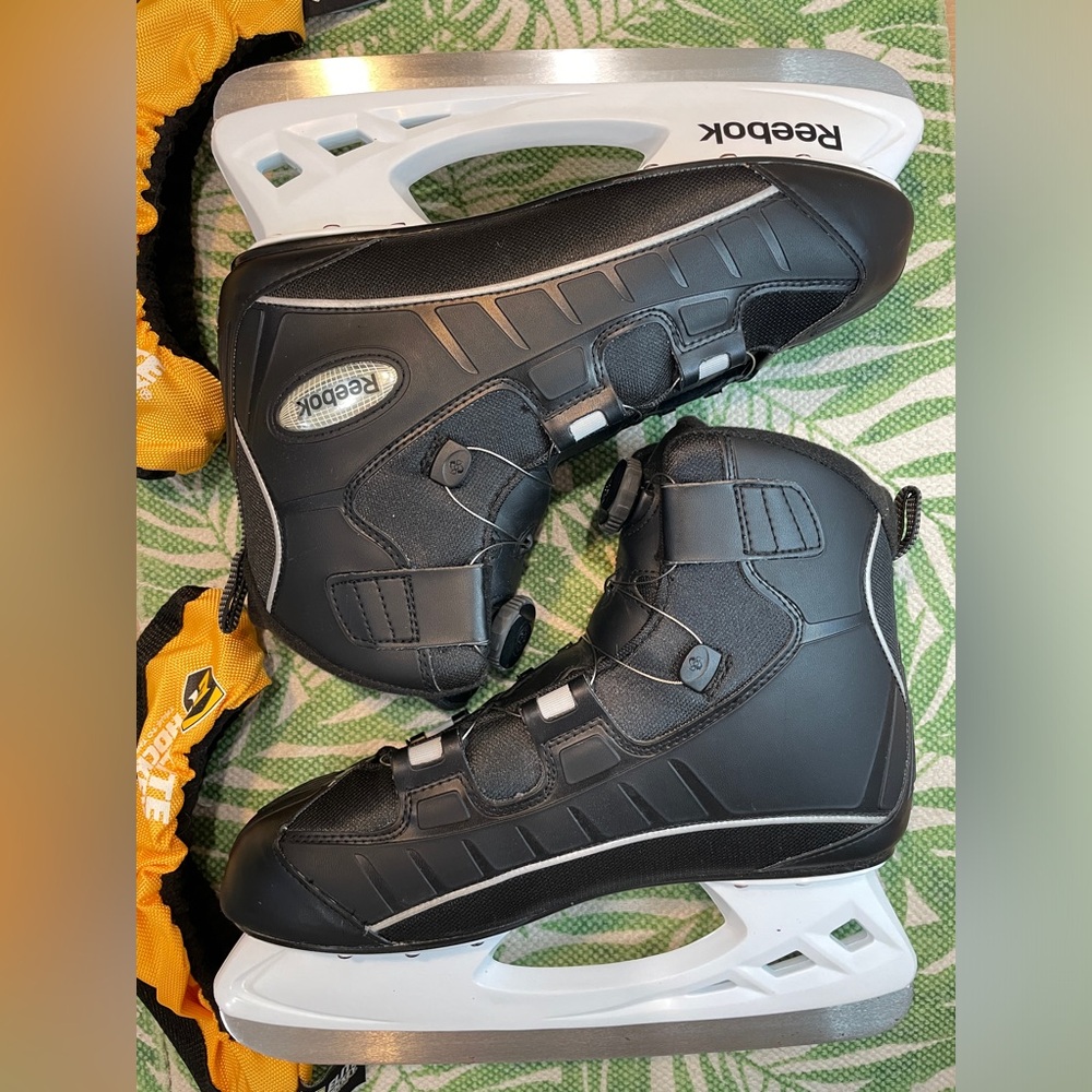 Reebok Hockey Ice Skates - Black, Men’s Size 11, Boa Lace System + Free
